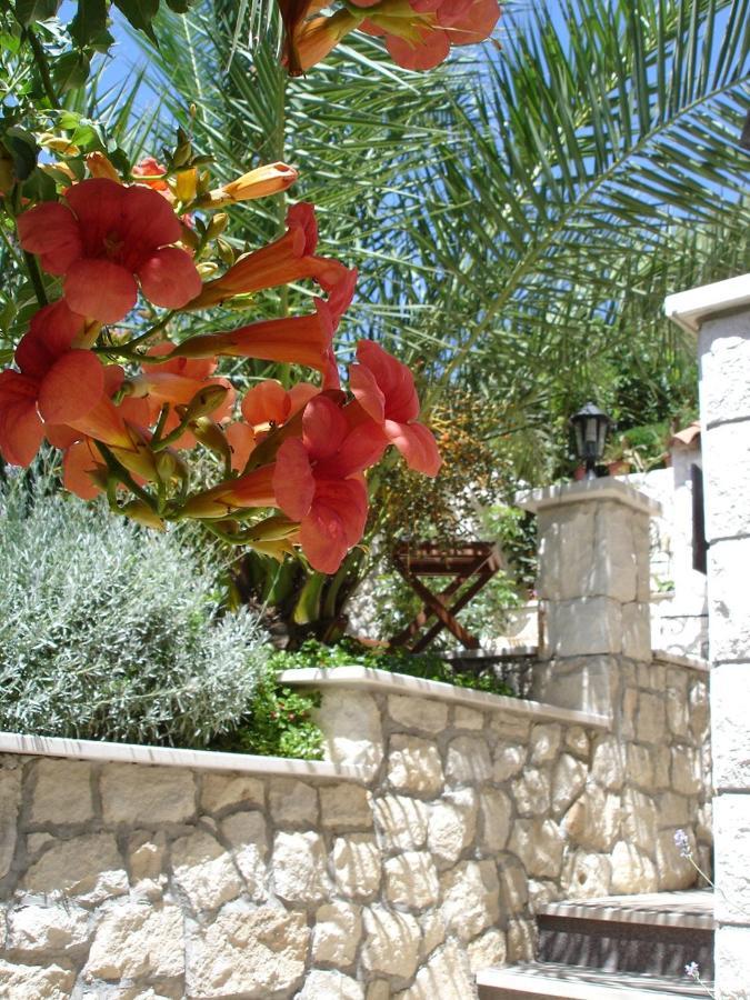 Apartments By The Sea Trogir - 11895 Экстерьер фото